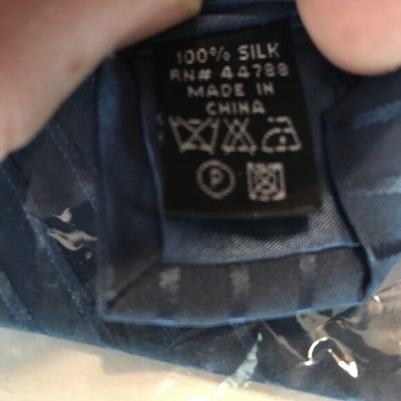 Randolph Duke Men’s Blue Necktie - Picture 6 of 8